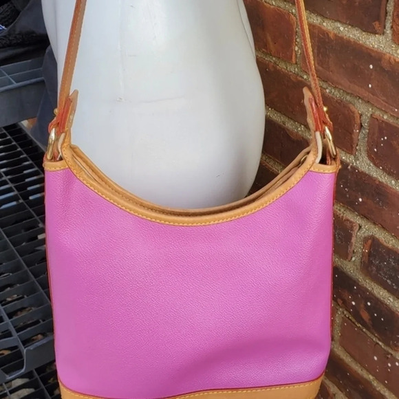 Dooney& Bourke Pink pebbled Leather shoulder bag - Picture 4 of 13